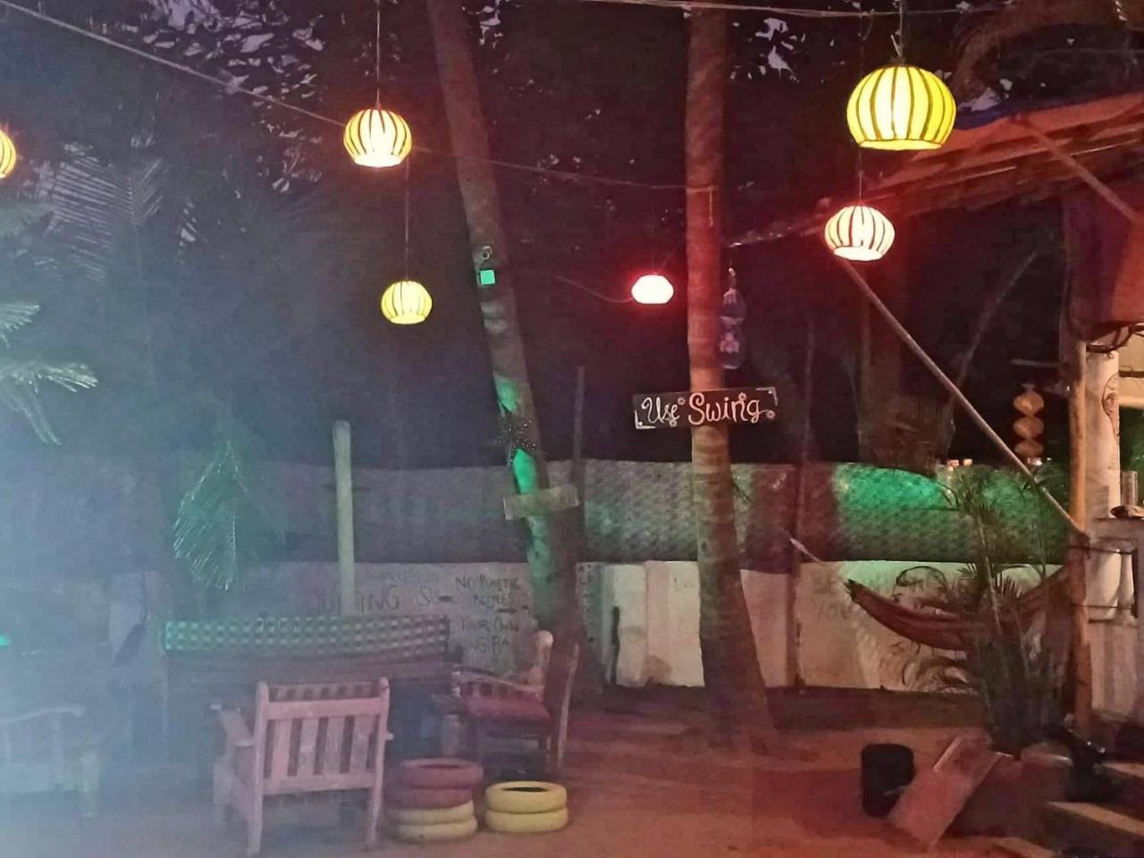 Bunkd Hostel, Анджуна Екстериор снимка